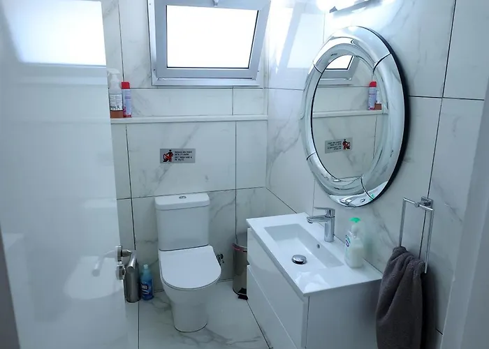 Bloom Of Luxury * Lemesos